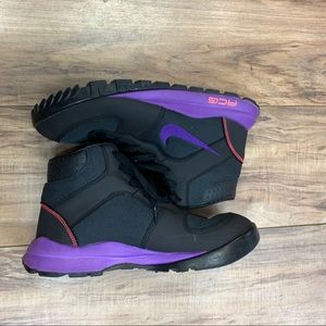 Nike ACG Boot
